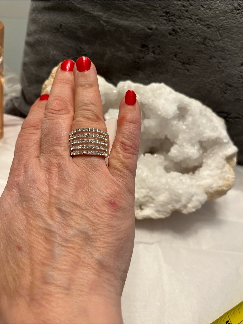 😍SHOW SPECIAL R9 Joe Fresh Silvertone Stretch Crystal Ring - Picture 5 of 6